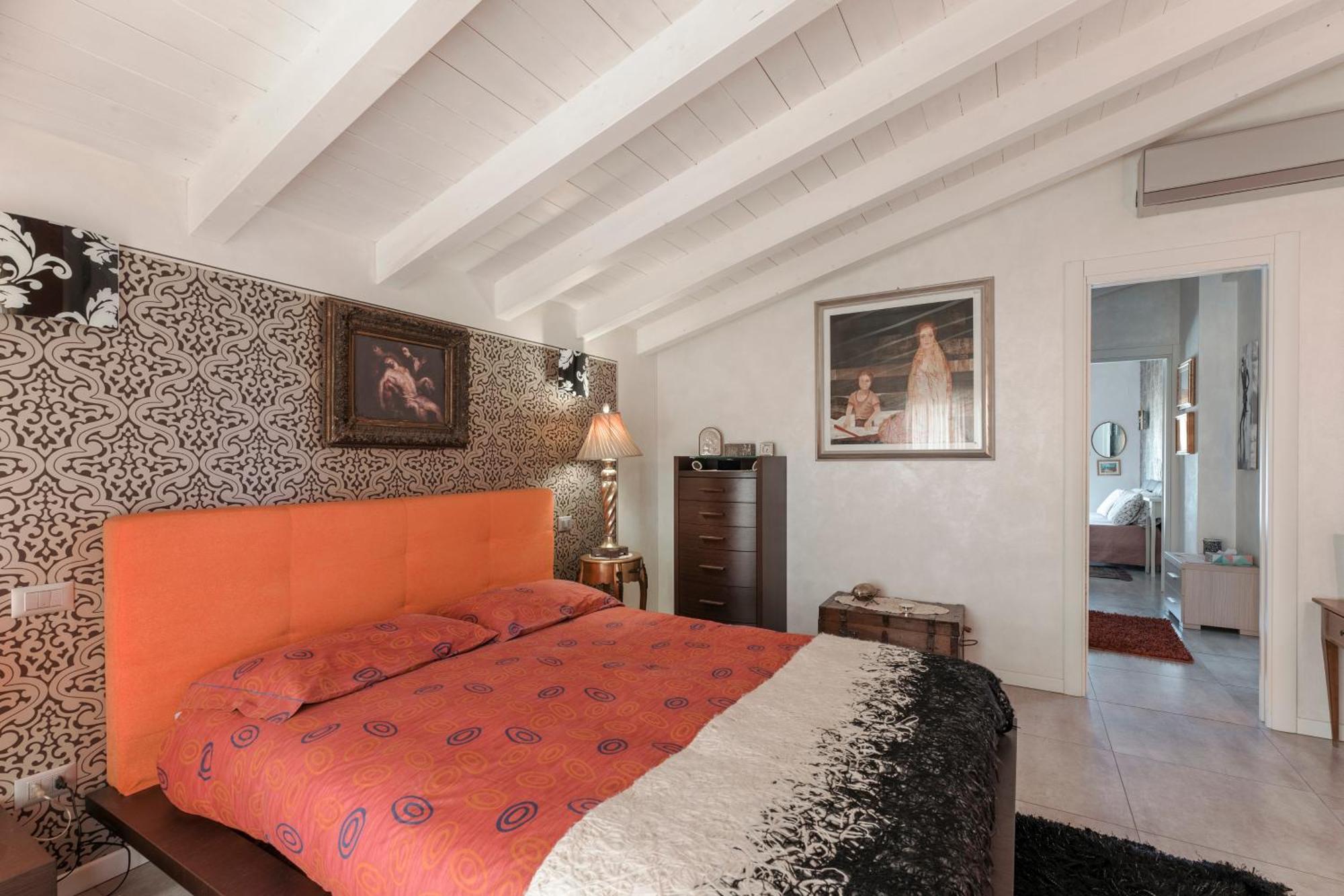 Matteotti Apartments Desenzano del Garda Exterior photo