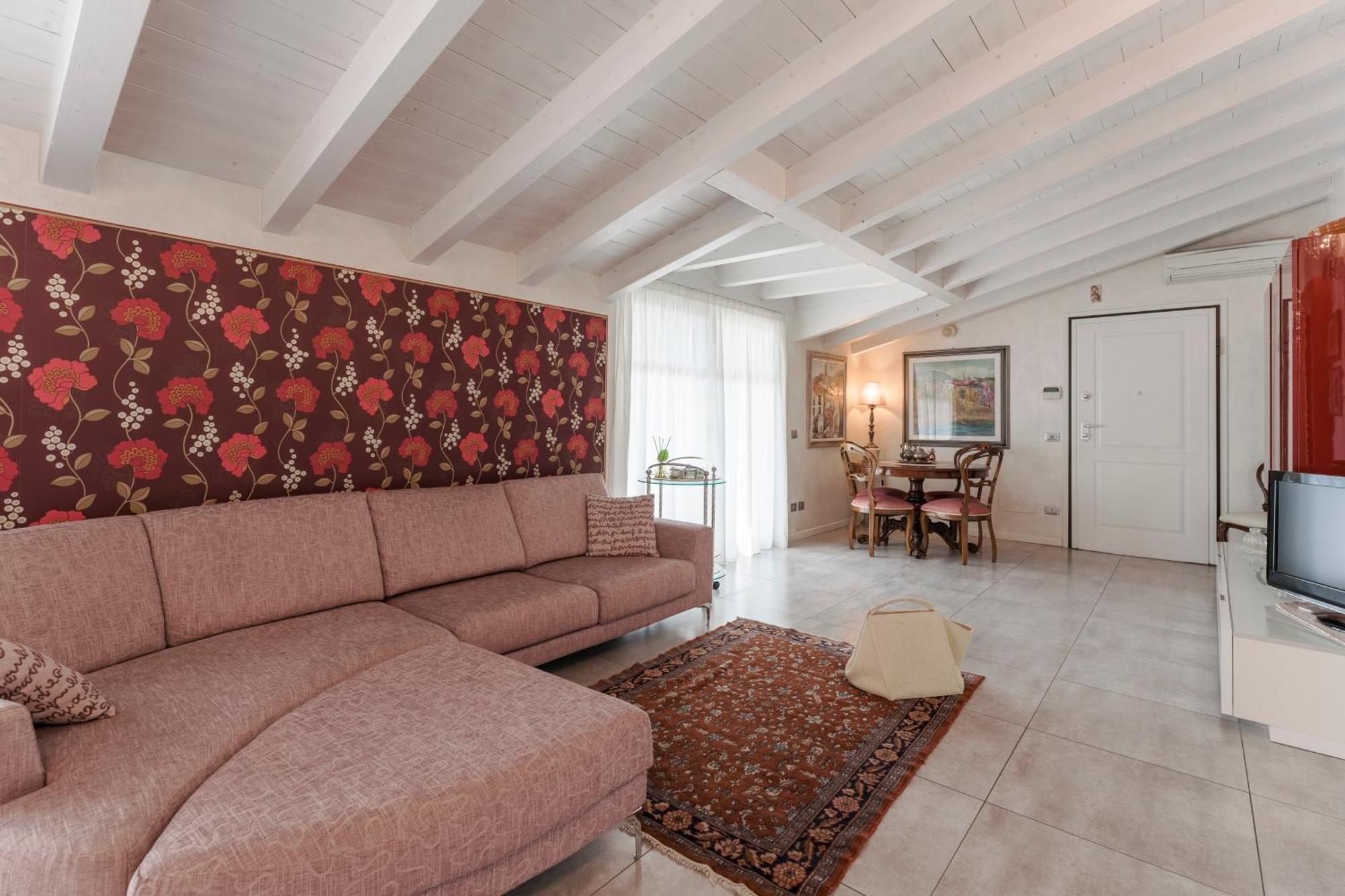 Matteotti Apartments Desenzano del Garda Exterior photo