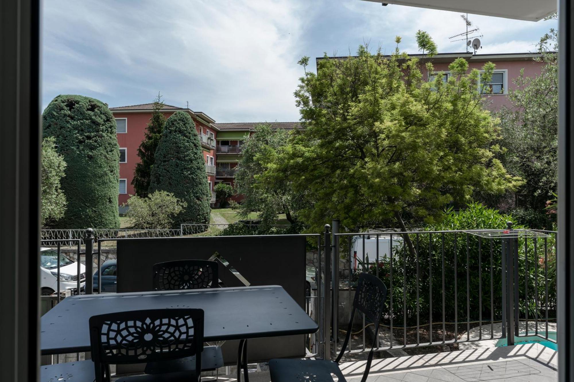 Matteotti Apartments Desenzano del Garda Exterior photo